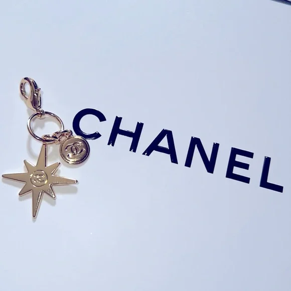 CHANEL | Jewelry | Chanel Holiday 222 Comet Charm | Poshmark